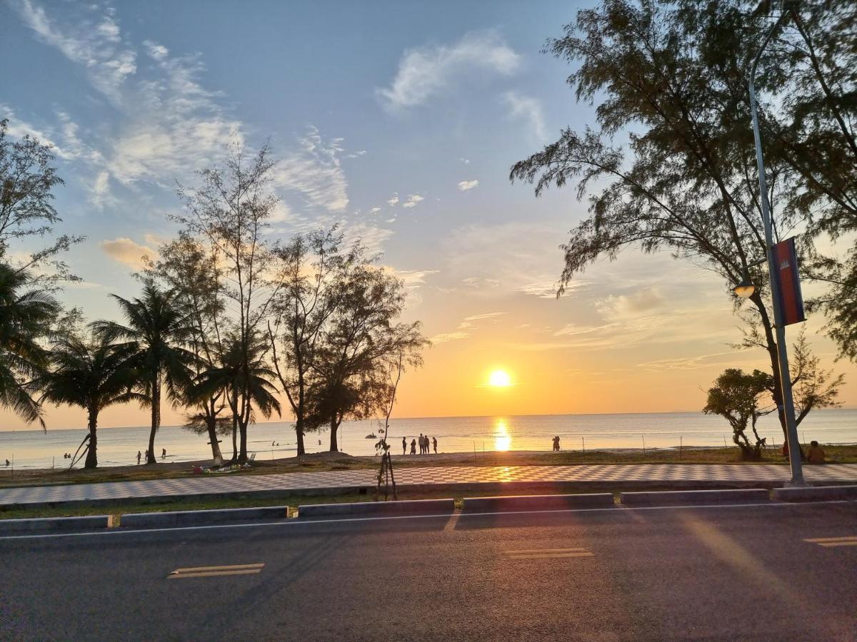 Sahaa Beach Resort Сиануквиль Экстерьер фото
