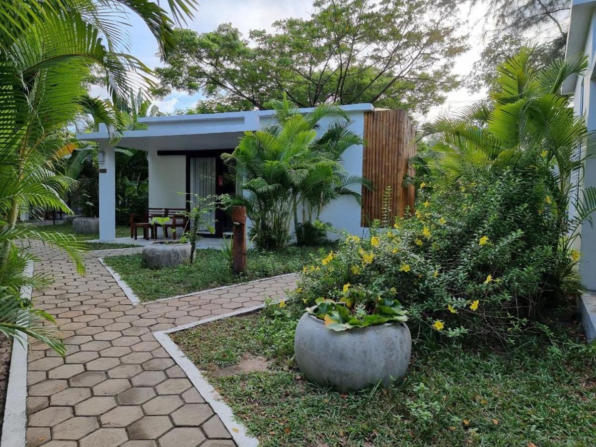 Sahaa Beach Resort Сиануквиль Экстерьер фото